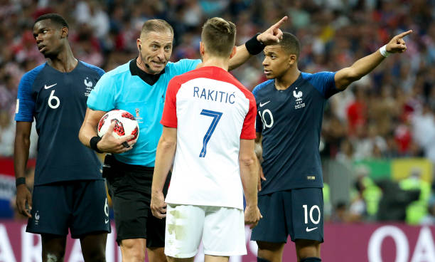 的脚步和出 的脚步和出