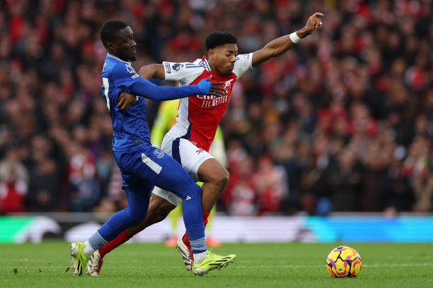 位居联盟前 位居联盟前